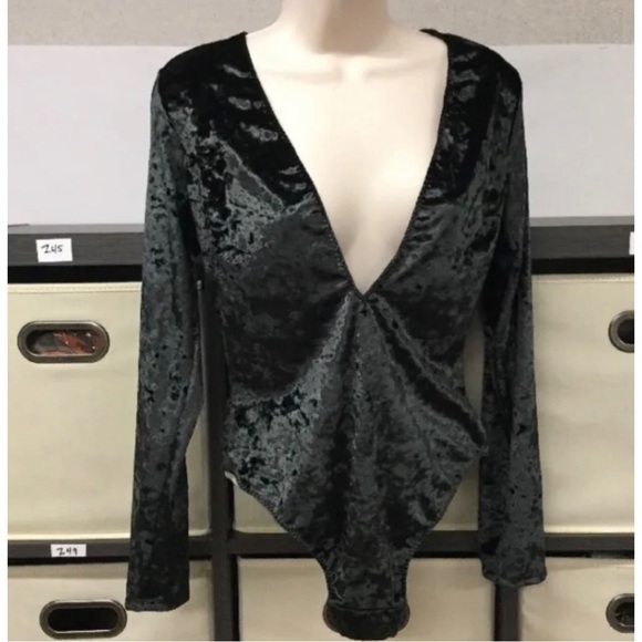 Victoria's Secret Velvet Bodysuit Size: M/L - Picture 1 of 9